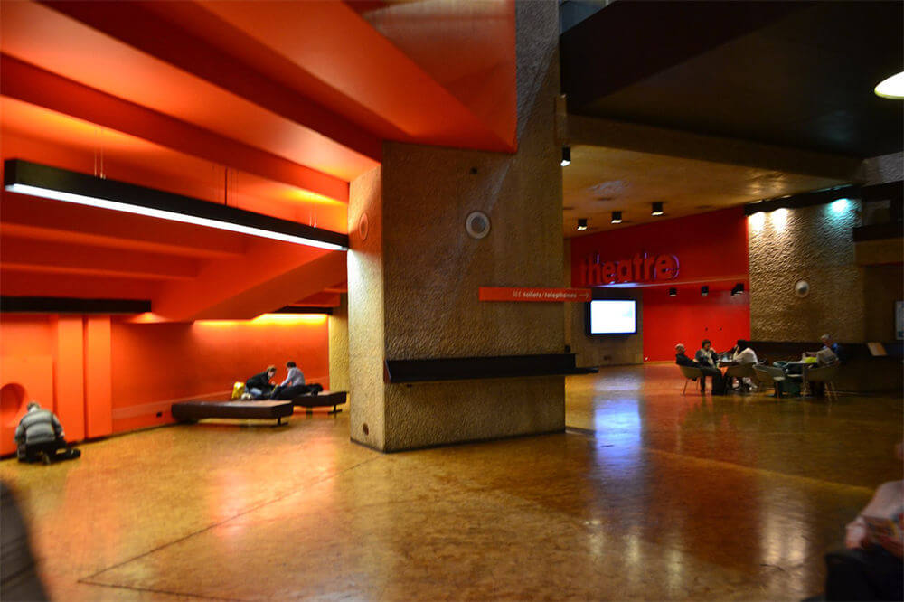 巴比肯剧院(Barbican Theatre)